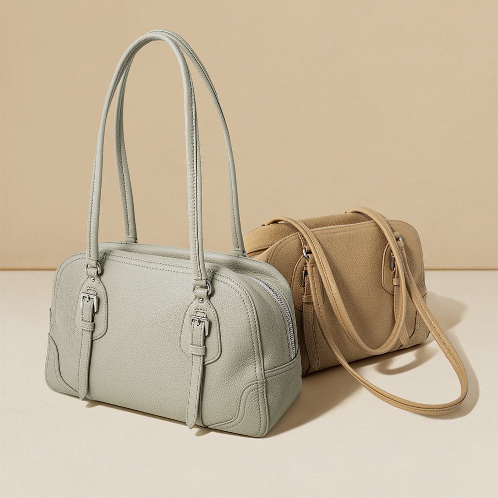 Genuine leather handbags Large Purses for women Fashion handbags  Small leather shoulder bag for everyday use Work bags for women Structured leather bag  No logo genuine leather shoulder bag