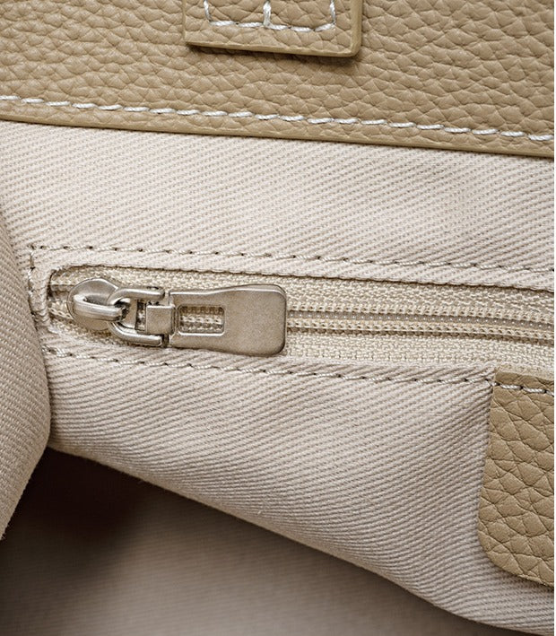 Top grain leather tote bag office Women’s bags Fashion handbags  Genuine leather handbags  shoulder bag for everyday use Minimalist leather purse no logo Structured leather bag