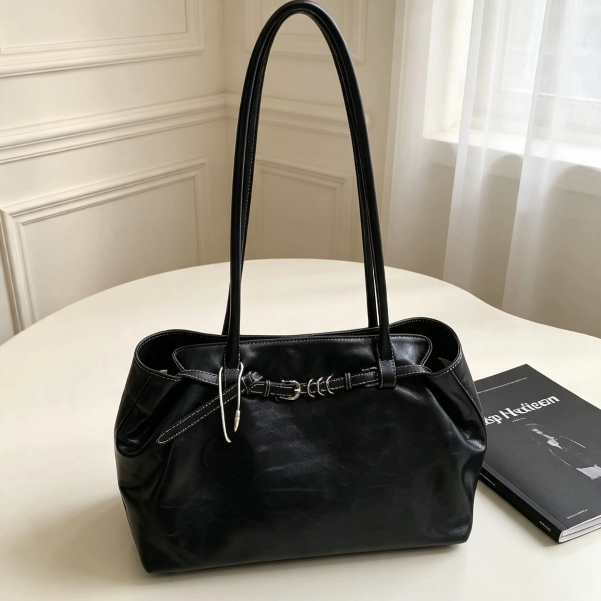 Cowhide Large‑Capacity Fold‑Flap Tote Bag, Minimalist Commuter Genuine‑Leather Shoulder Tote